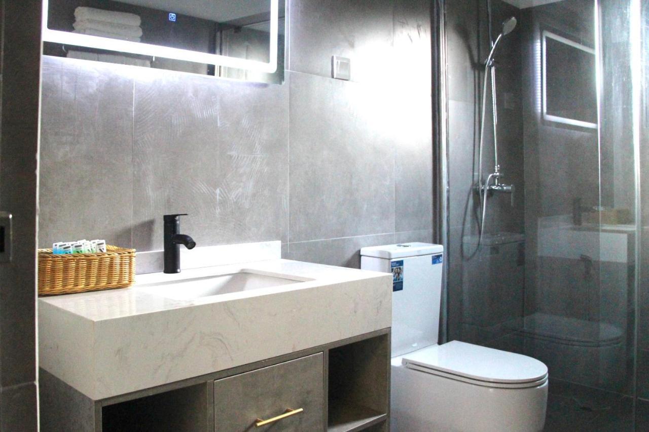Nivadoo Resort 锡吉里亚 外观 照片 Bathroom
